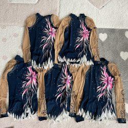 #S825 - 5 Leotards Sizes 30 to 32