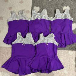 #S827 - 5 Leotards Sizes 28 to 30